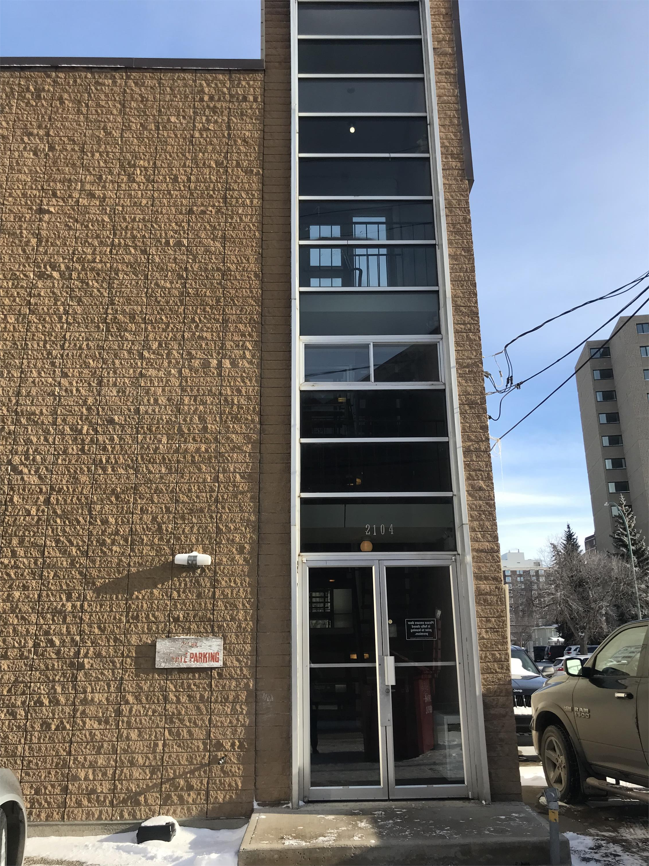 2104 McIntyre Street - 3